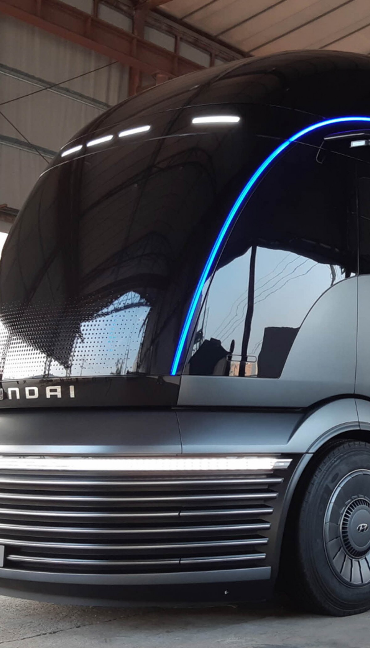 HYUNDAI HDC-6 NEPTUNE SHANGHAI